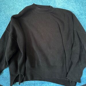 Free People Women’s Oversized Black Crewneck Sweater